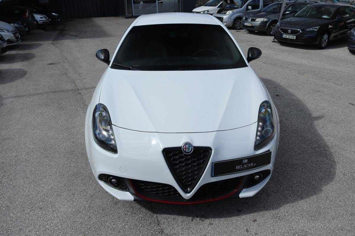 alfa-romeo-giulietta-2019-diesel-1598cc