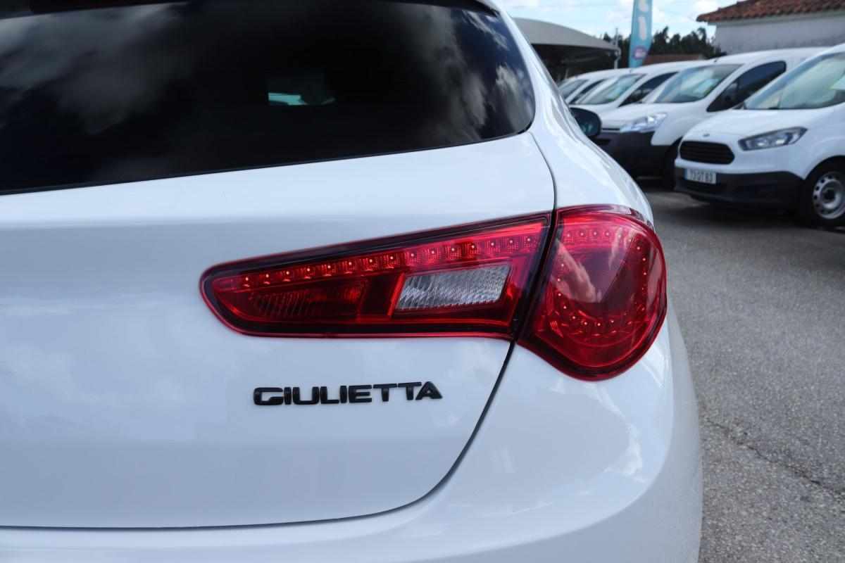 alfa-romeo-giulietta-2019-diesel-1598cc
