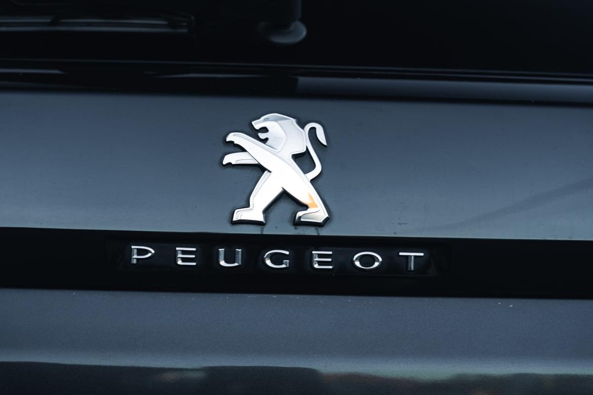 peugeot-3008-2019-diesel-1499cc