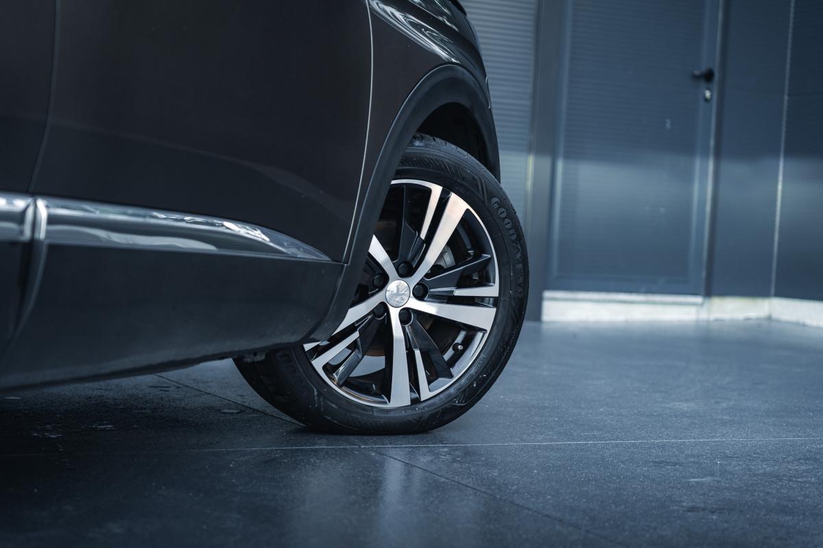 peugeot-3008-2019-diesel-1499cc