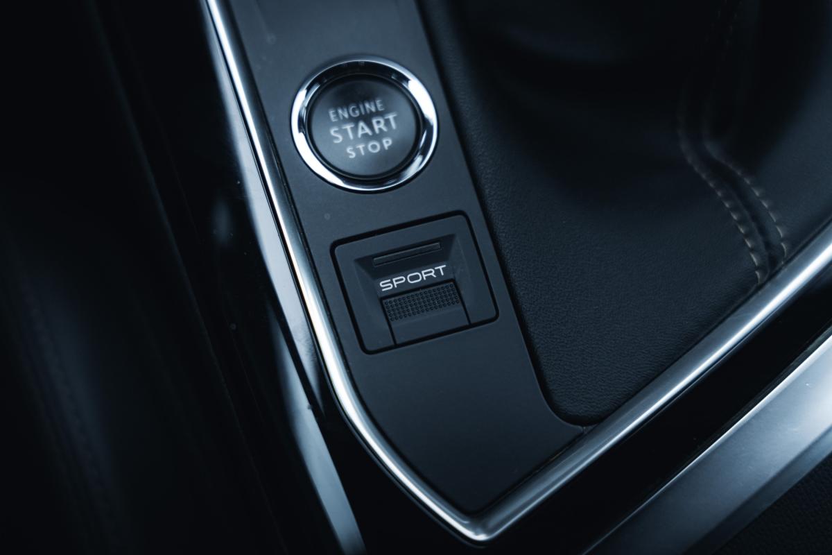 peugeot-3008-2019-diesel-1499cc