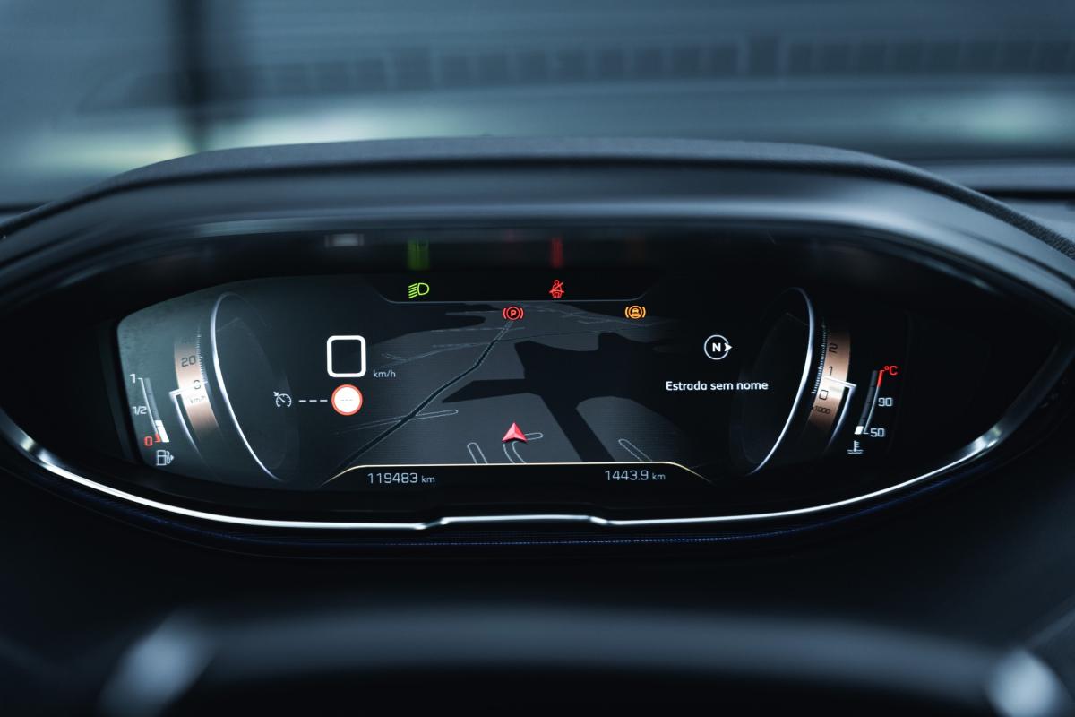peugeot-3008-2019-diesel-1499cc