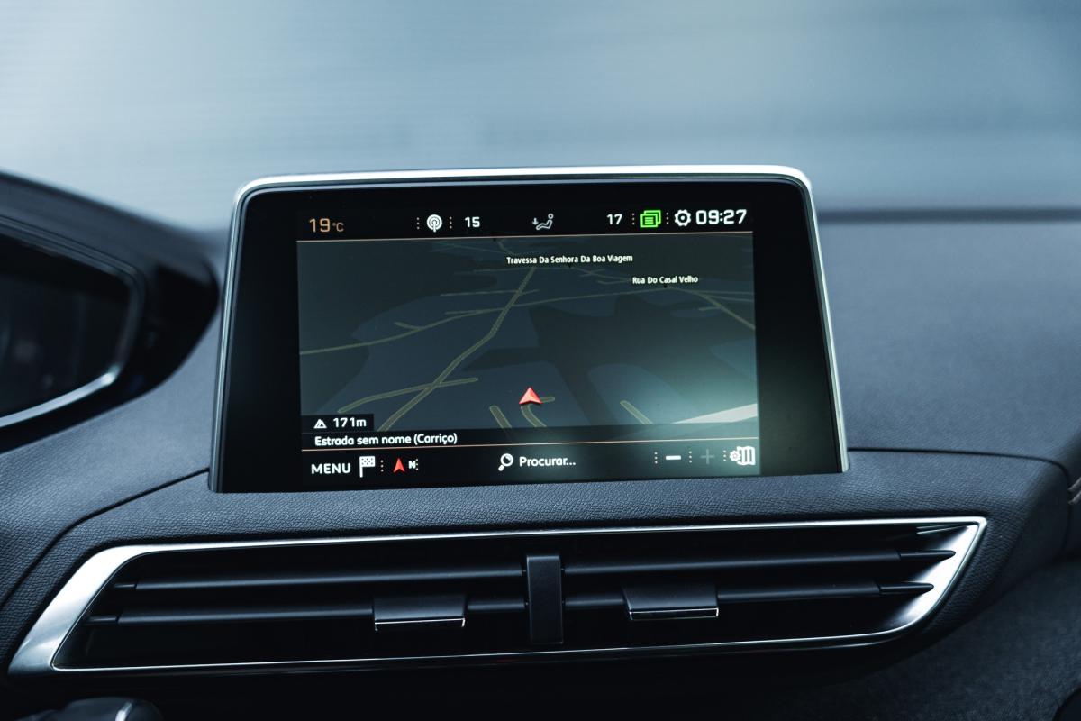 peugeot-3008-2019-diesel-1499cc