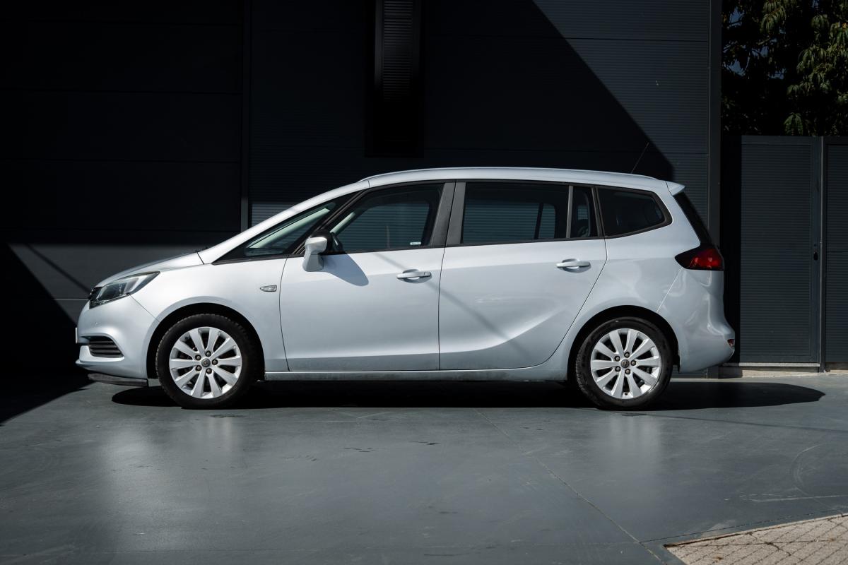 opel-zafira-2018-diesel-1598cc