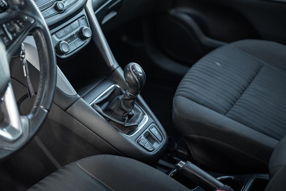 opel-zafira-2018-diesel-1598cc