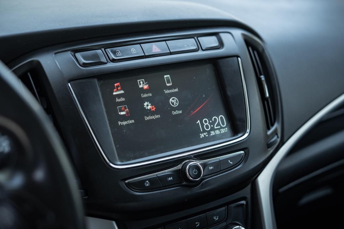 opel-zafira-2018-diesel-1598cc