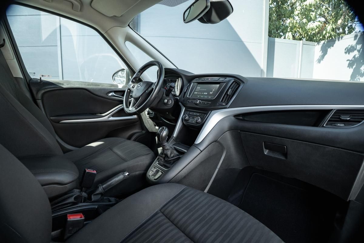opel-zafira-2018-diesel-1598cc