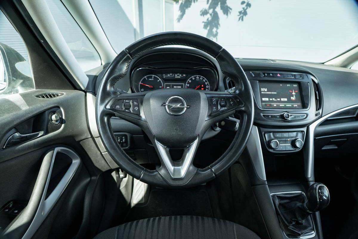 opel-zafira-2018-diesel-1598cc