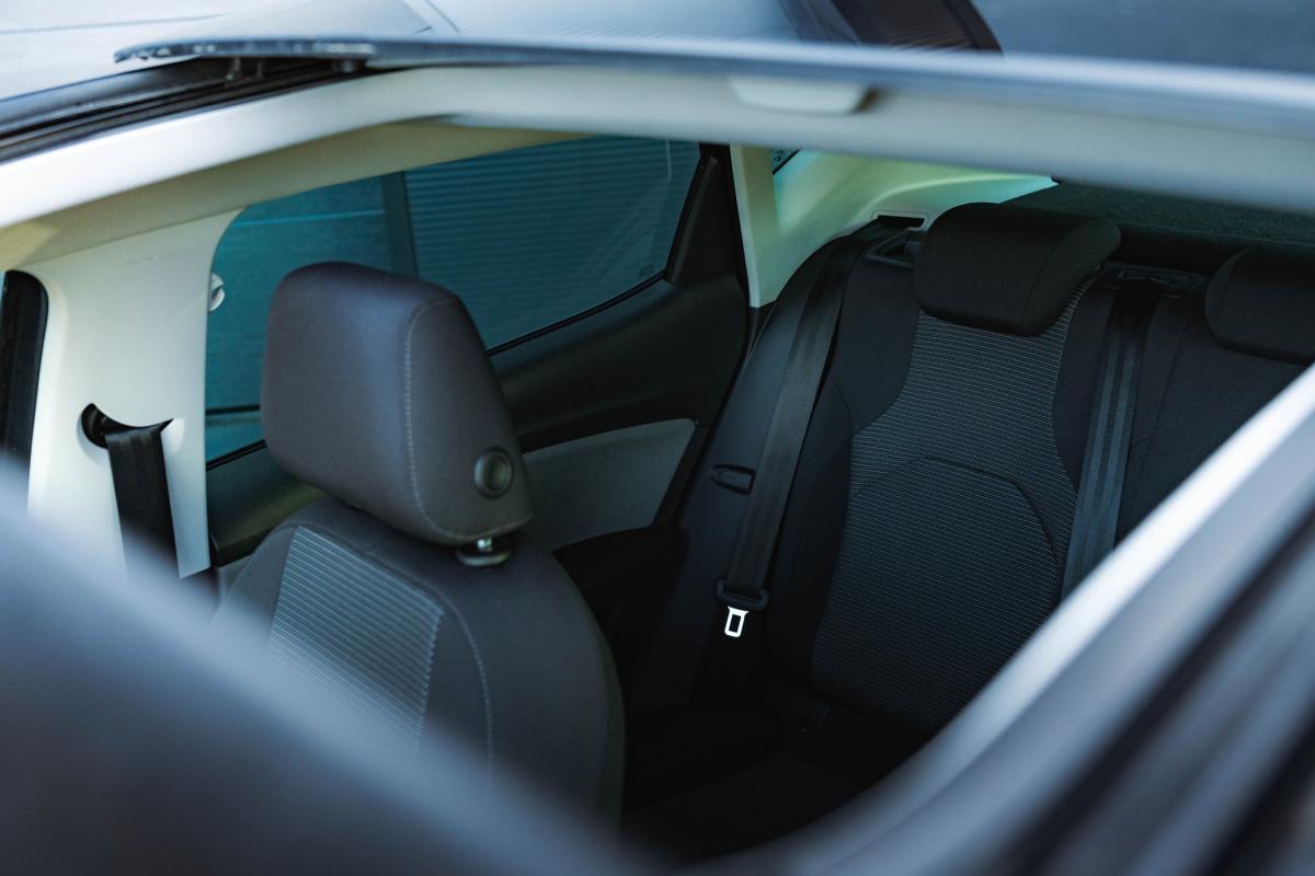 seat-leon-2019-diesel-1598cc