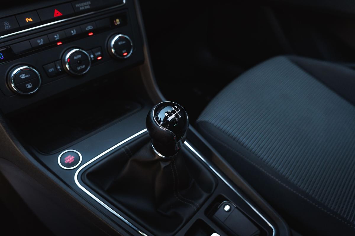 seat-leon-2019-diesel-1598cc