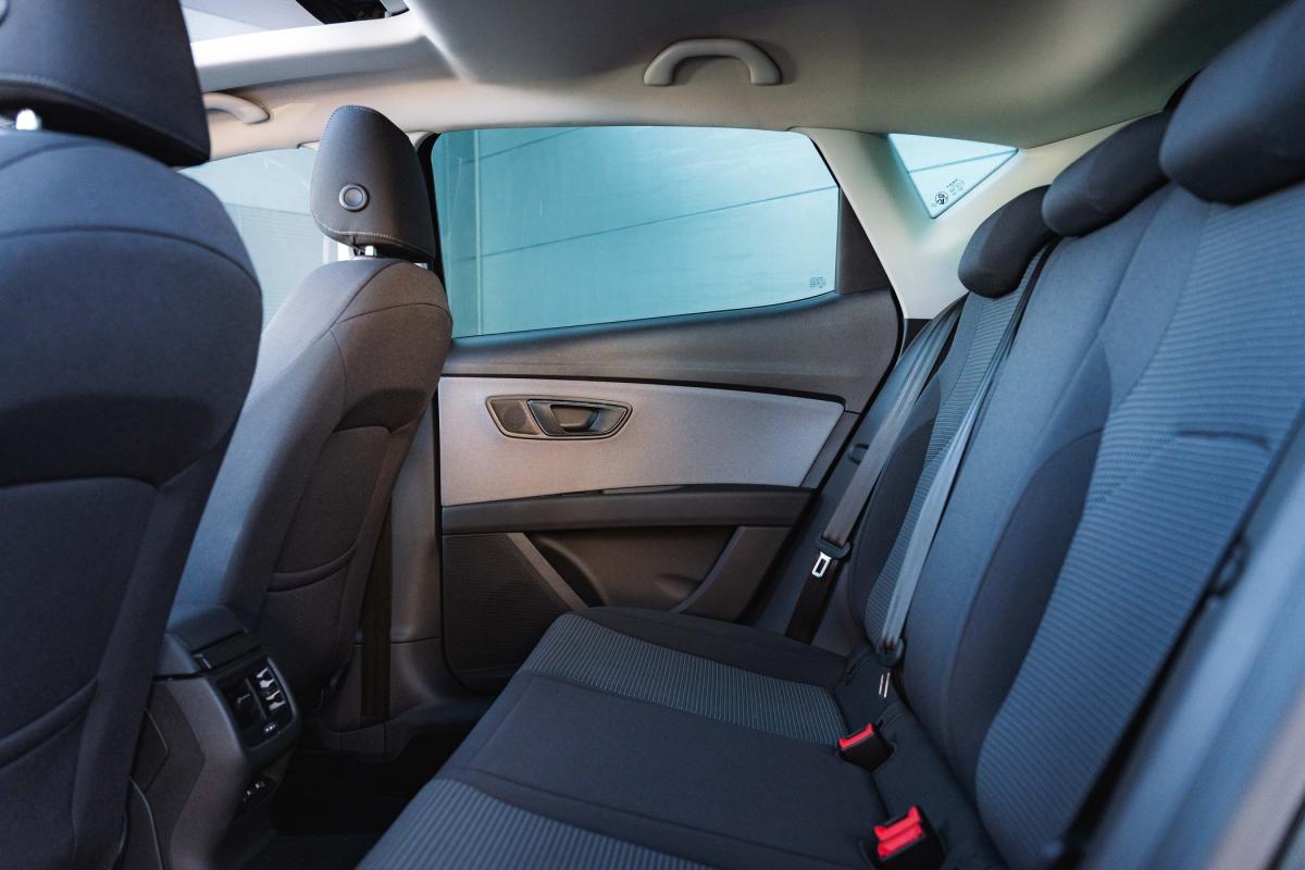 seat-leon-2019-diesel-1598cc