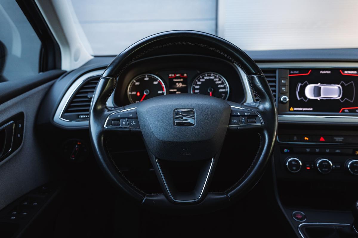 seat-leon-2019-diesel-1598cc