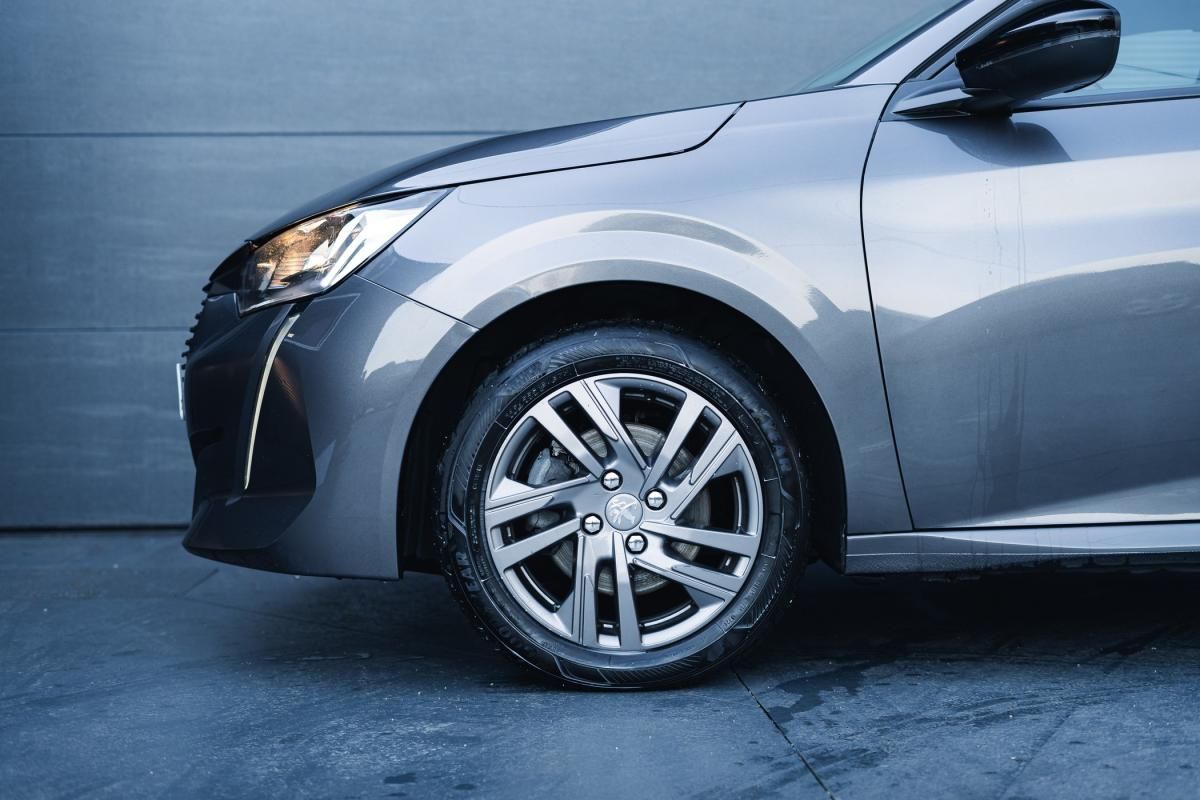 peugeot-208-2022-diesel-1499cc