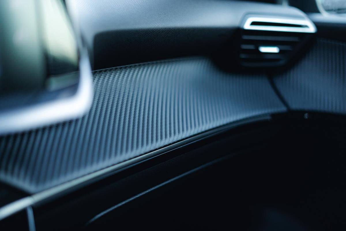 peugeot-208-2022-diesel-1499cc