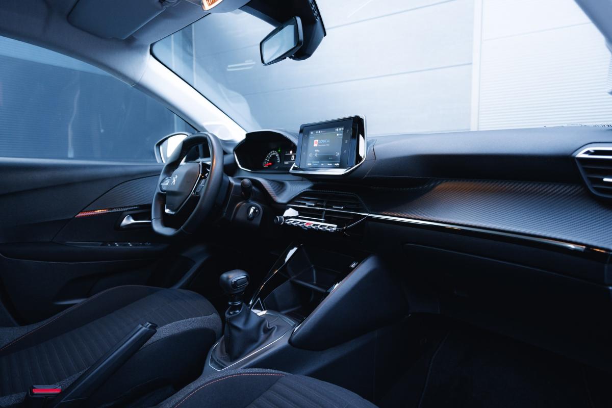 peugeot-208-2022-diesel-1499cc