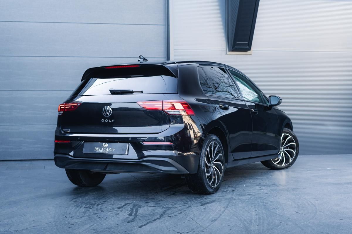 volkswagen-golf-2023-gasolina-999cc