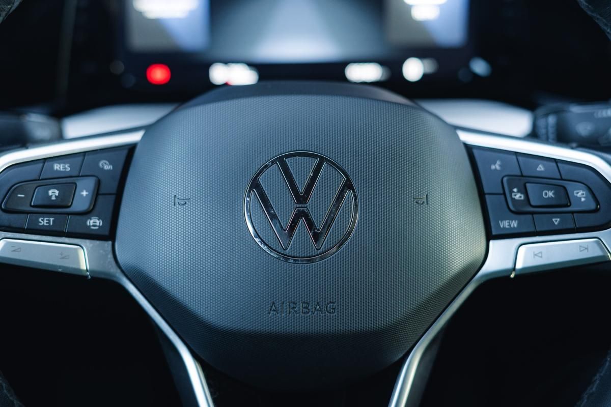 volkswagen-golf-2023-gasolina-999cc