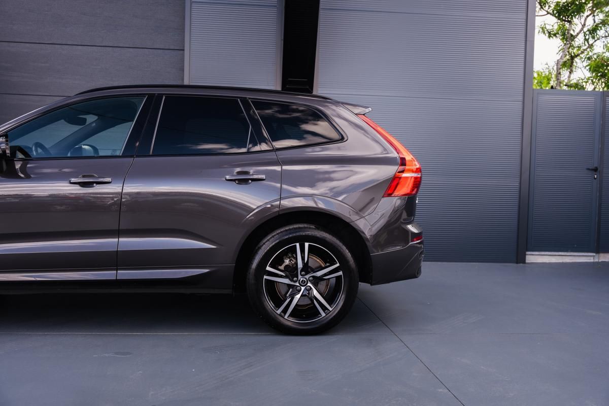 volvo-xc60-2022-hibrido-a-gasolina-1969cc