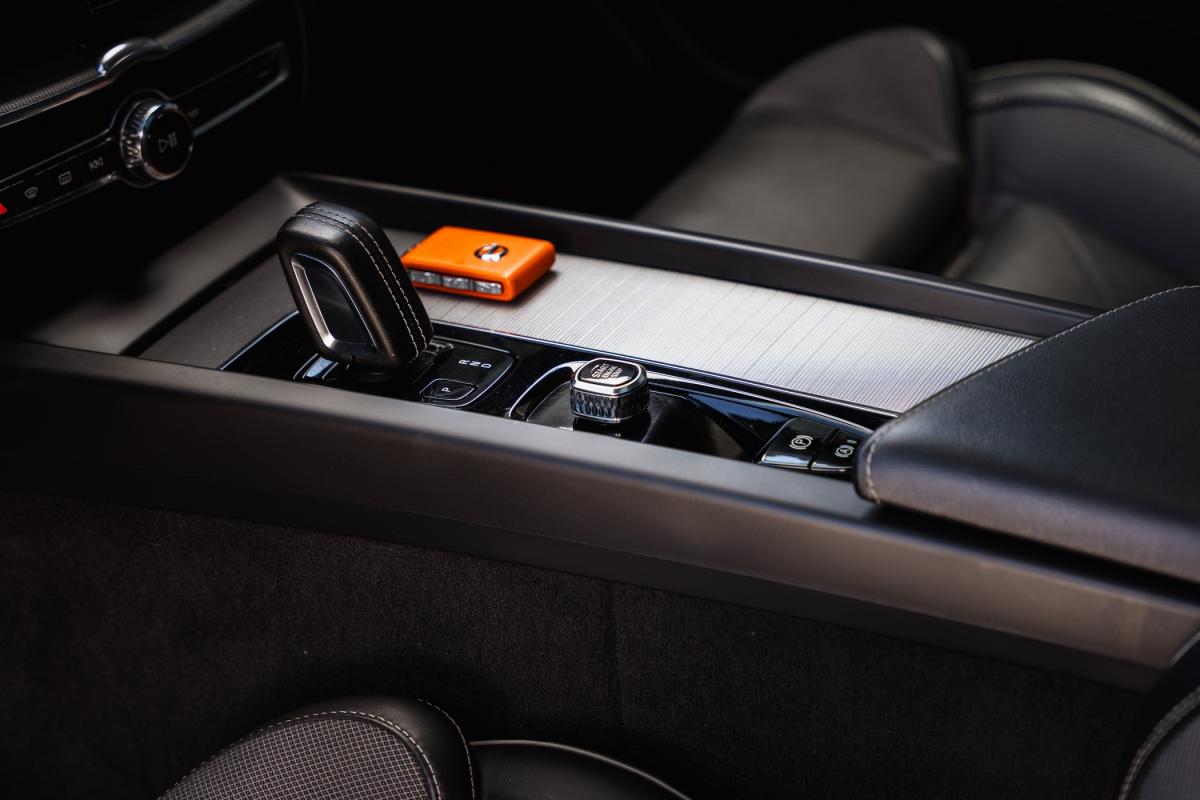 volvo-xc60-2022-hibrido-a-gasolina-1969cc