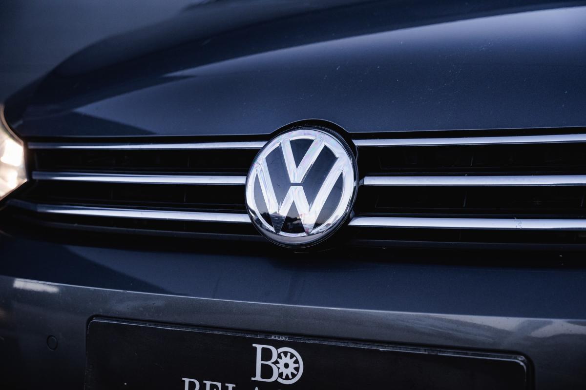 volkswagen-touran-2020-diesel-1968cc