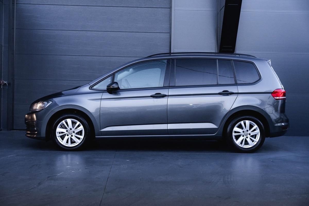 volkswagen-touran-2020-diesel-1968cc