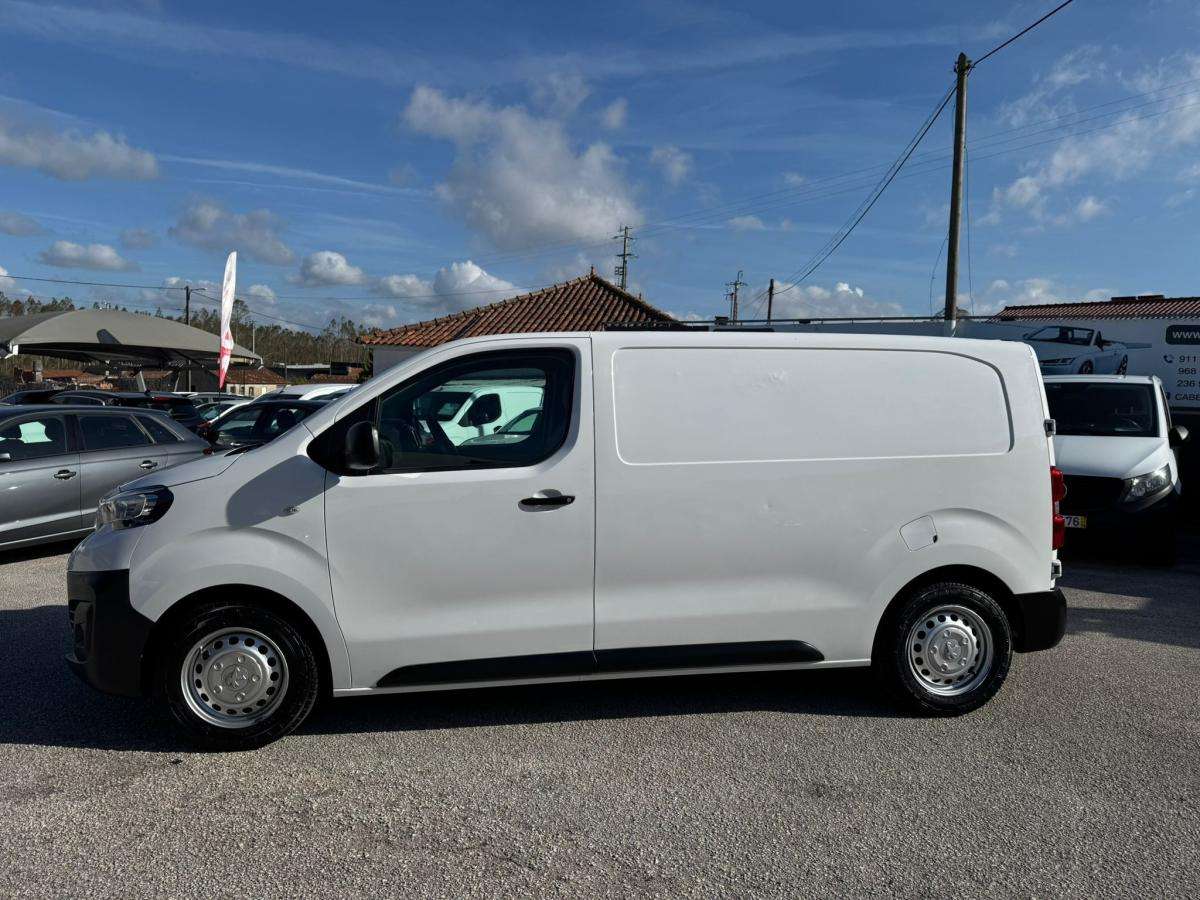 peugeot-expert-2019-diesel-1560cc