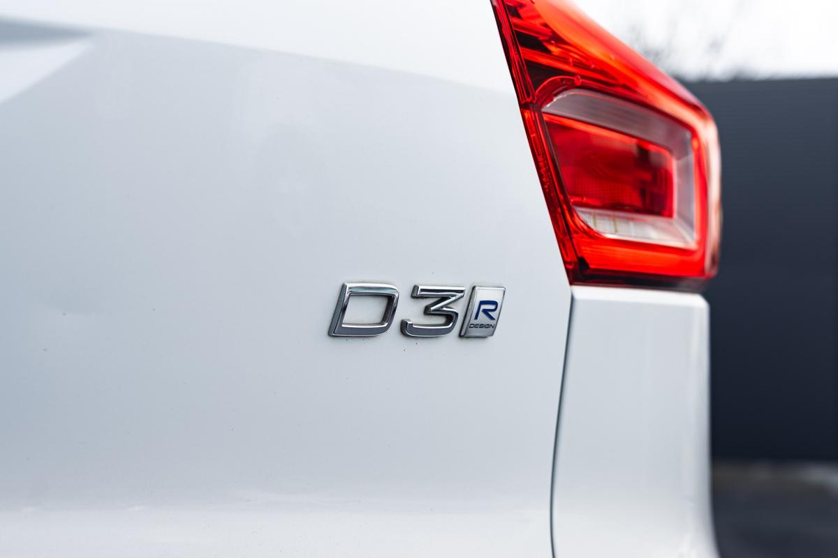 volvo-xc40-2020-diesel-1969cc