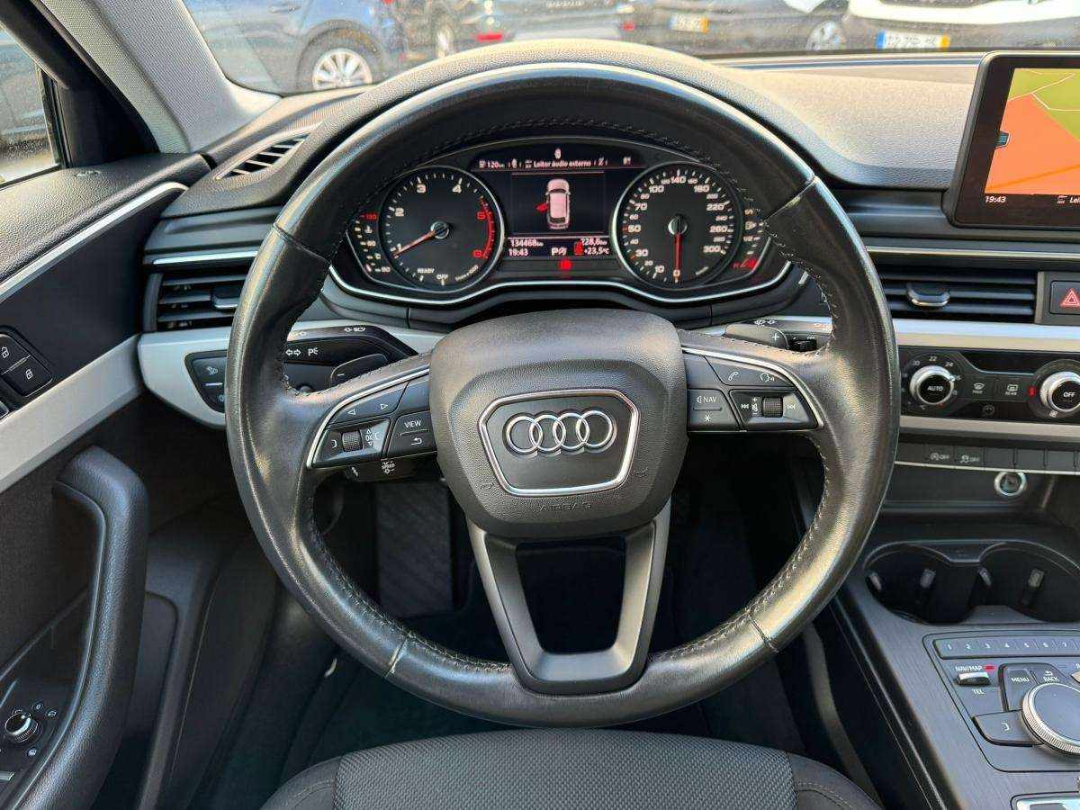 audi-a4-avant-2019-diesel-1968cc