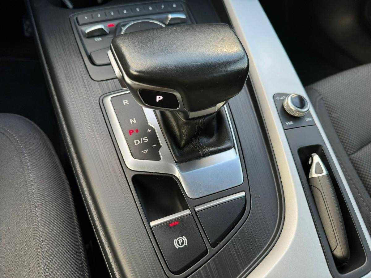 audi-a4-avant-2019-diesel-1968cc