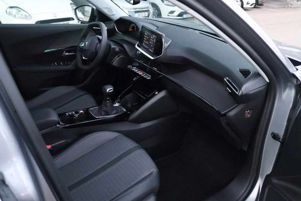 peugeot-2008-2022-diesel-1499cc