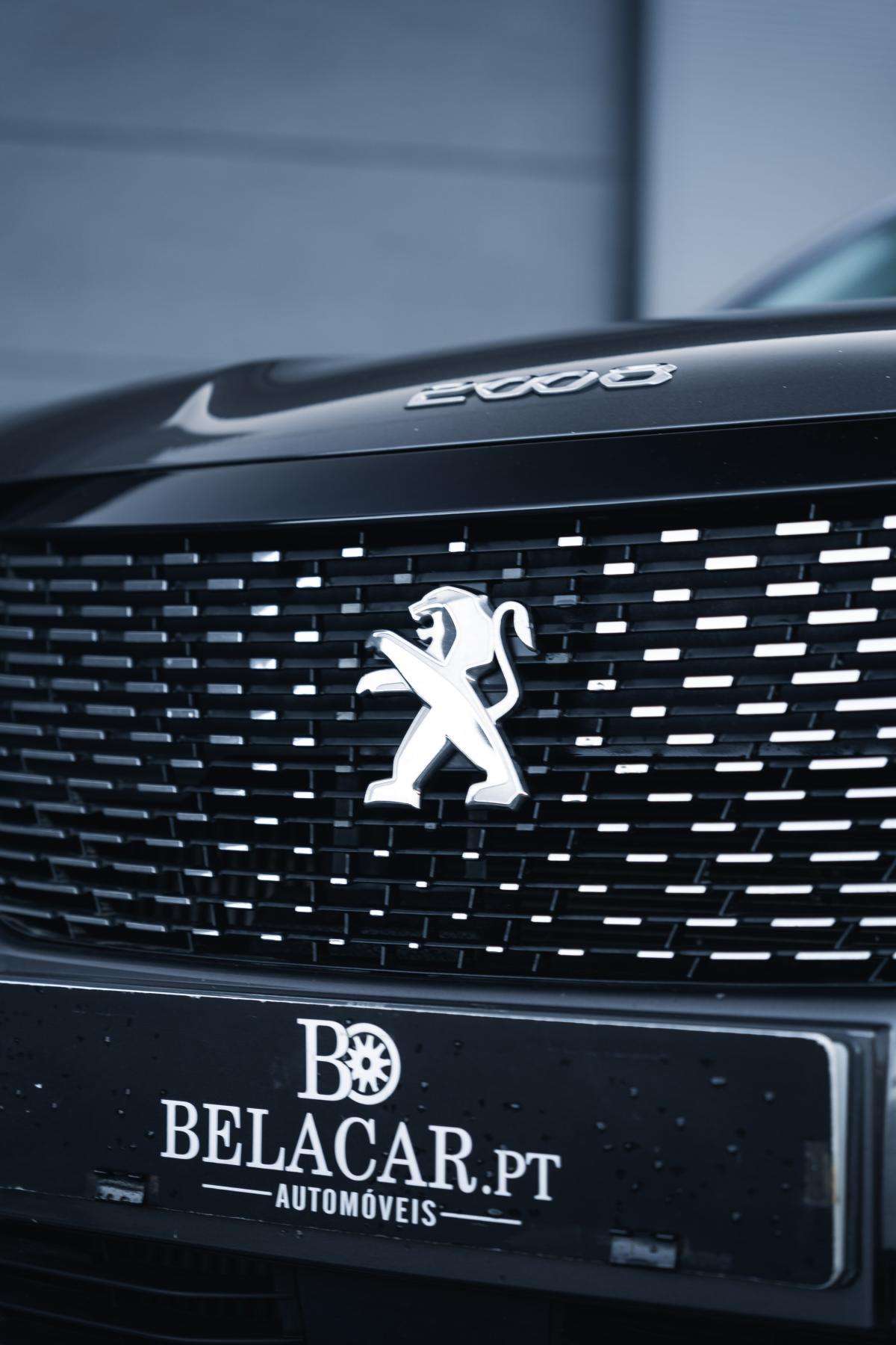 peugeot-2008-2022-diesel-1499cc