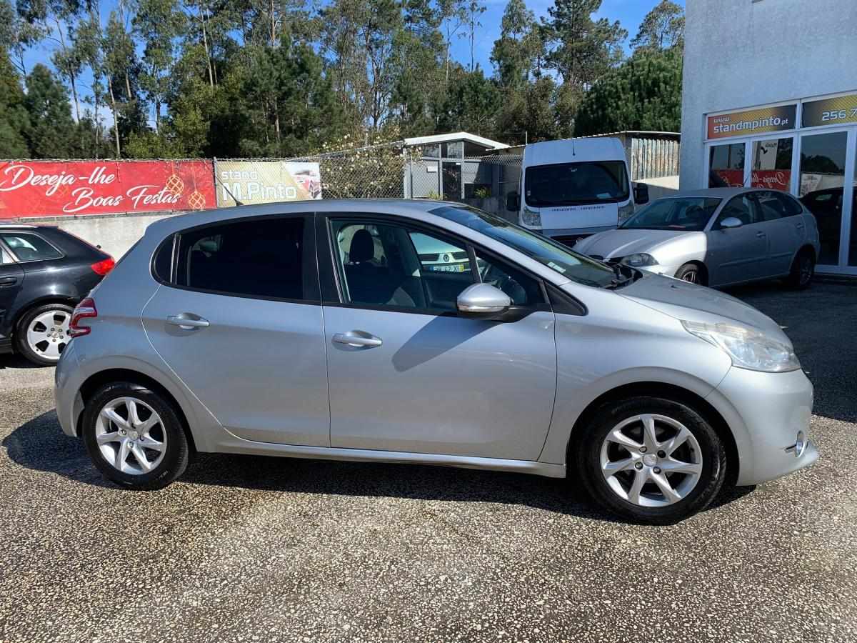 peugeot-208-2013-diesel-1398cc