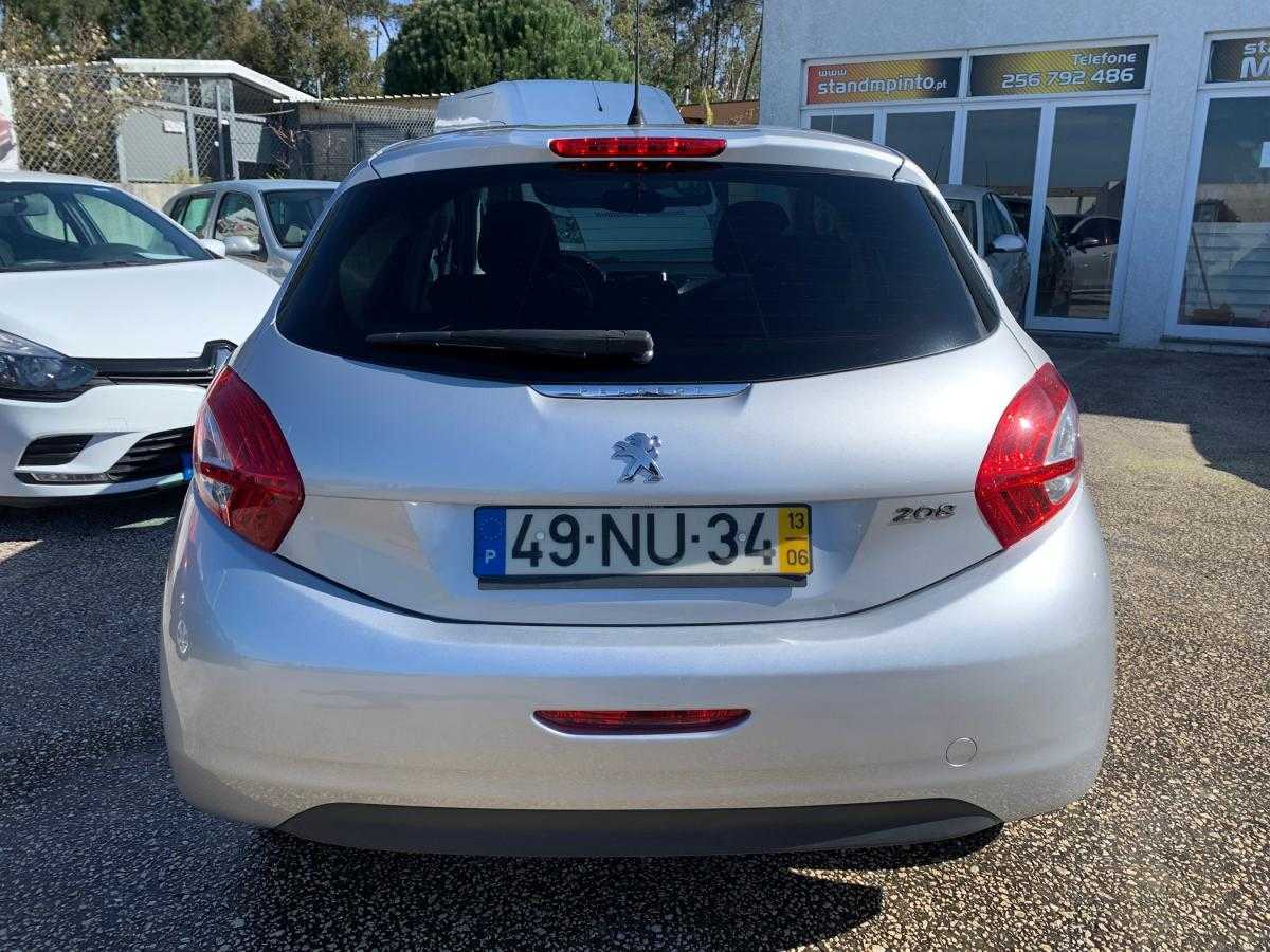 peugeot-208-2013-diesel-1398cc