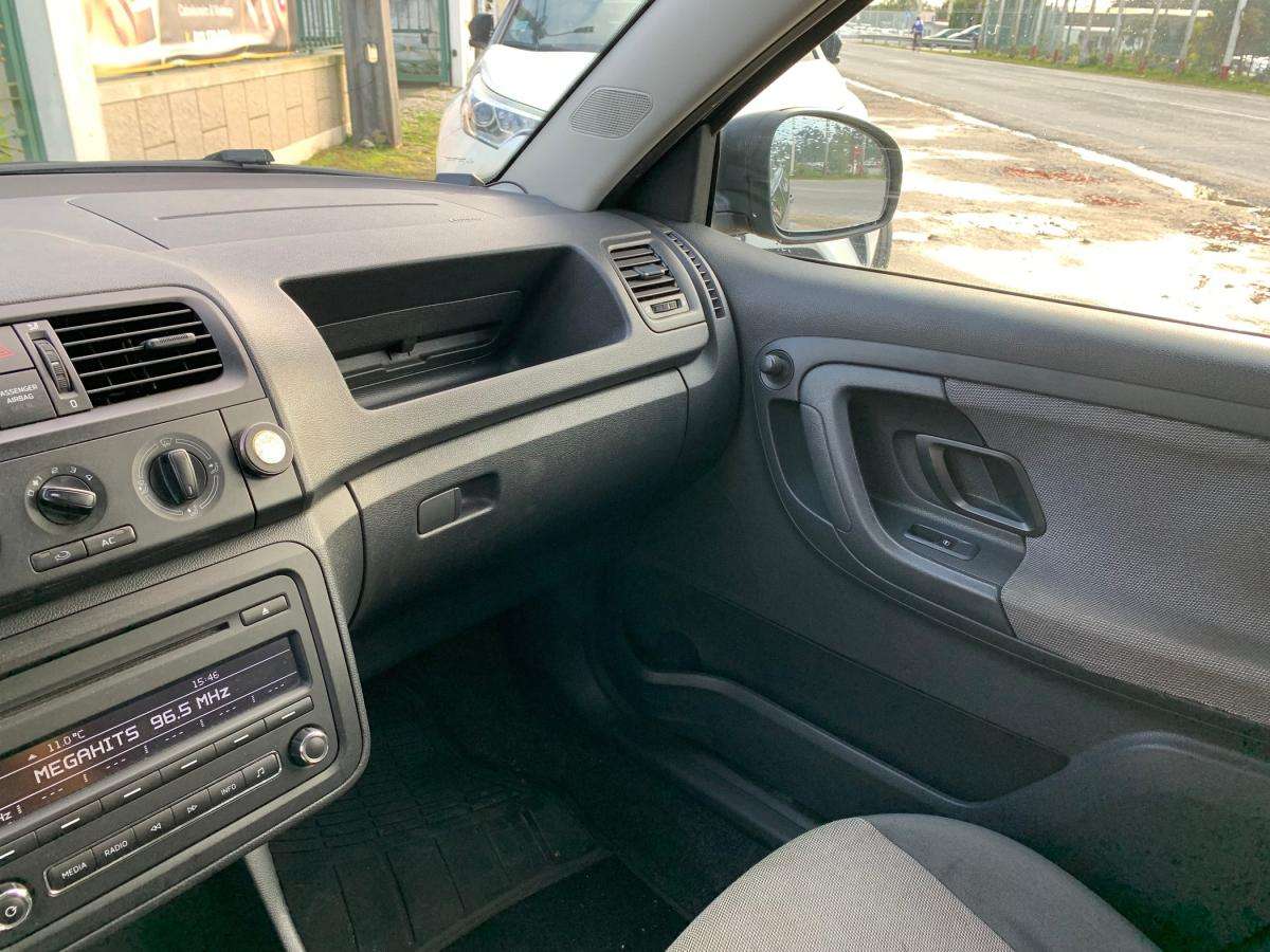 skoda-fabia-break-2014-diesel-1199cc