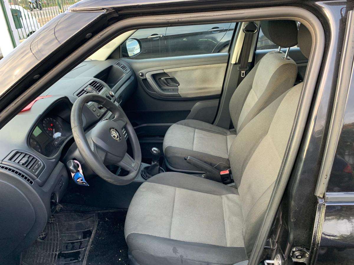 skoda-fabia-break-2014-diesel-1199cc