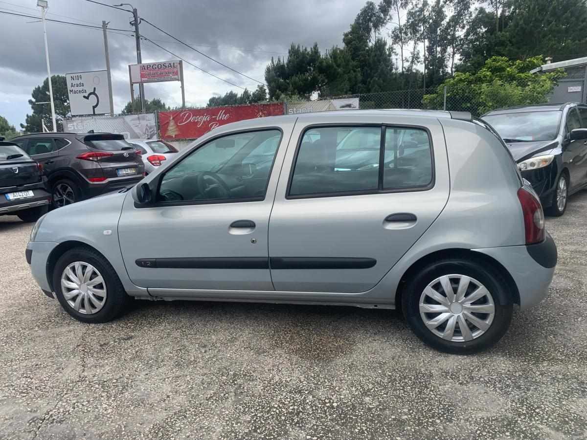 renault-clio-2004-gasolina-1149cc