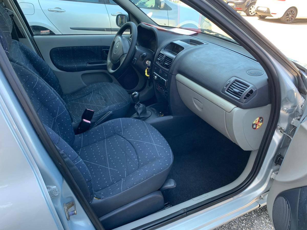 renault-clio-2003-gasolina-1149cc