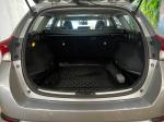 toyota-auris-touring-sports-2015-diesel-1598cc