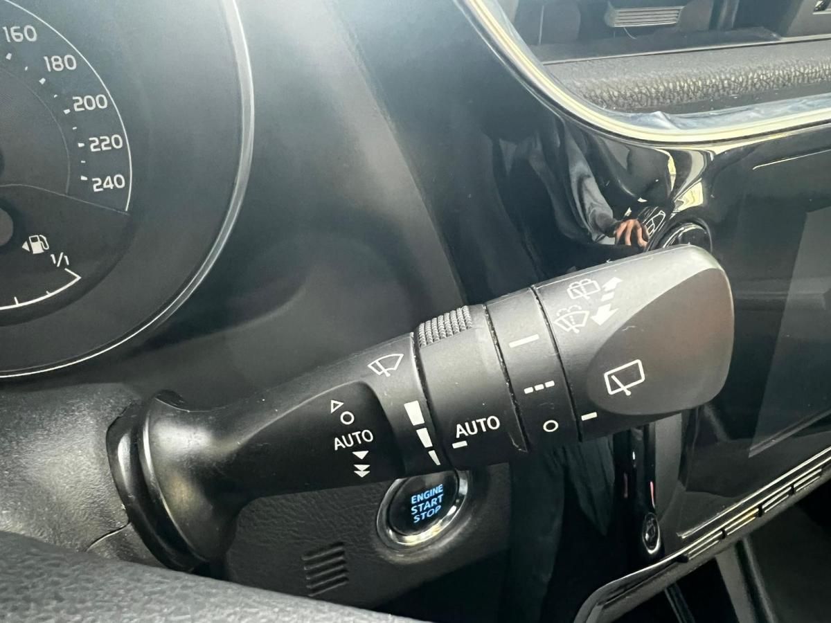toyota-auris-touring-sports-2015-diesel-1598cc