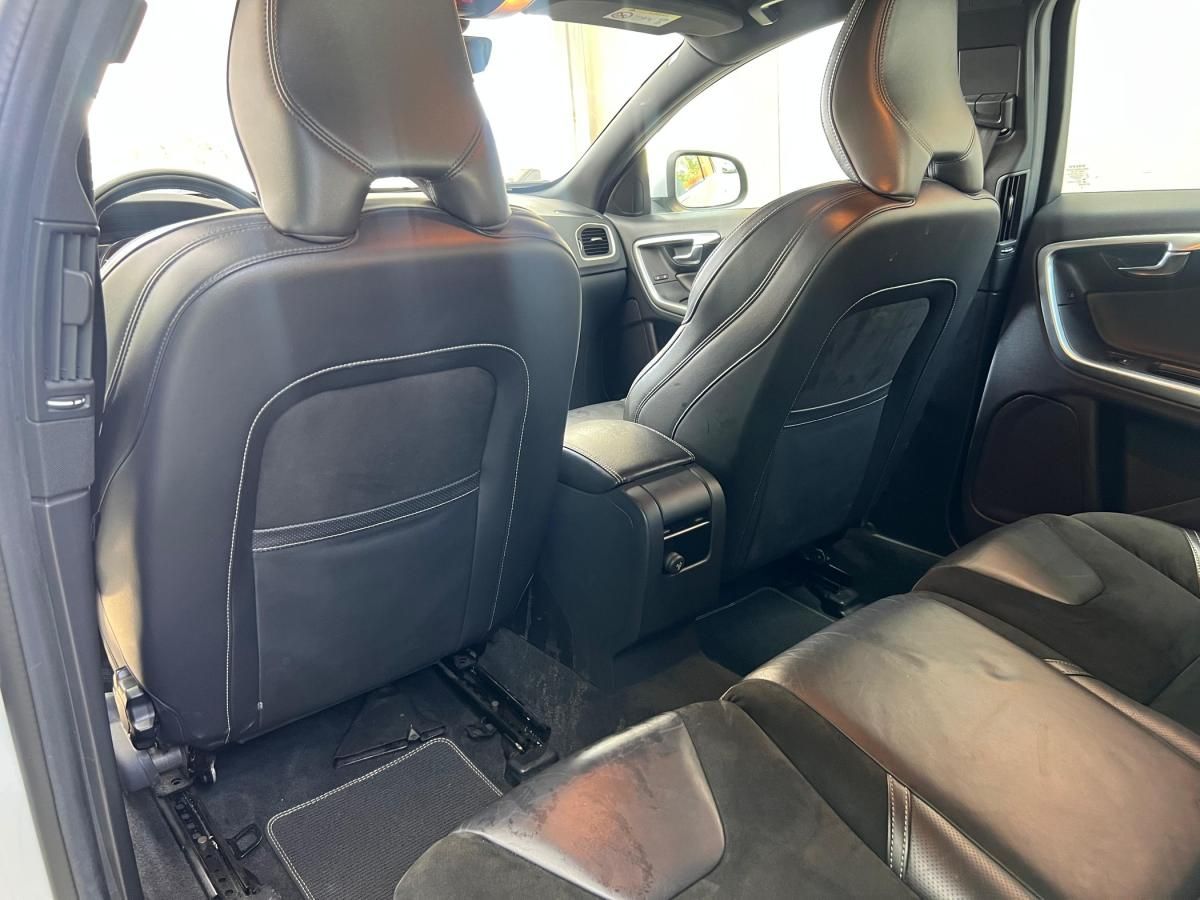 volvo-v60-2018-hibrido-a-diesel-2400cc