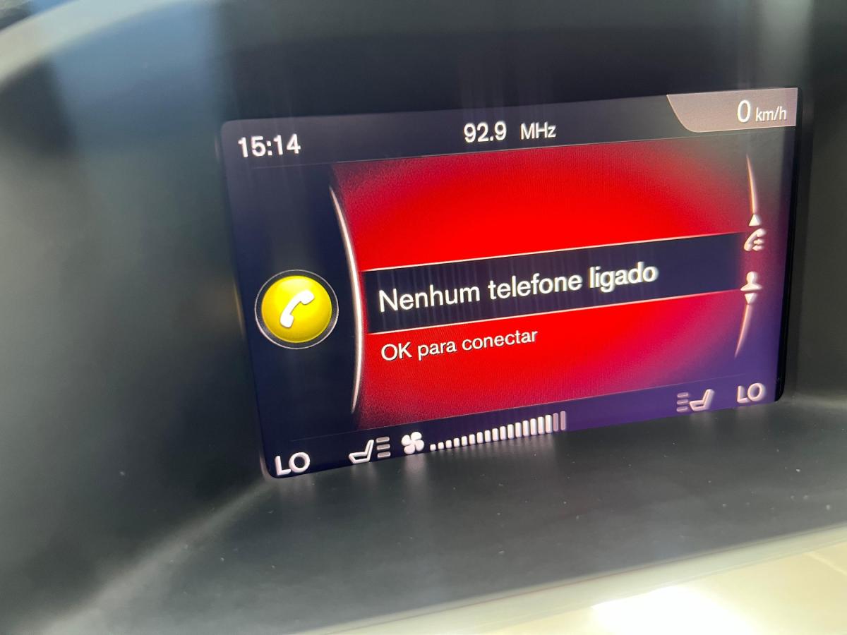 volvo-v60-2018-hibrido-a-diesel-2400cc