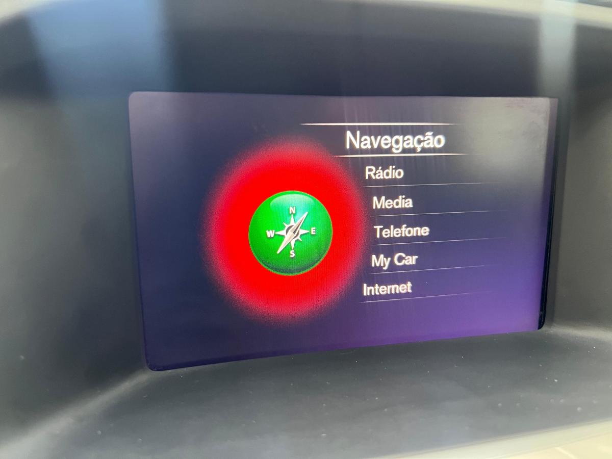 volvo-v60-2018-hibrido-a-diesel-2400cc