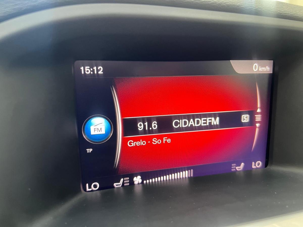 volvo-v60-2018-hibrido-a-diesel-2400cc