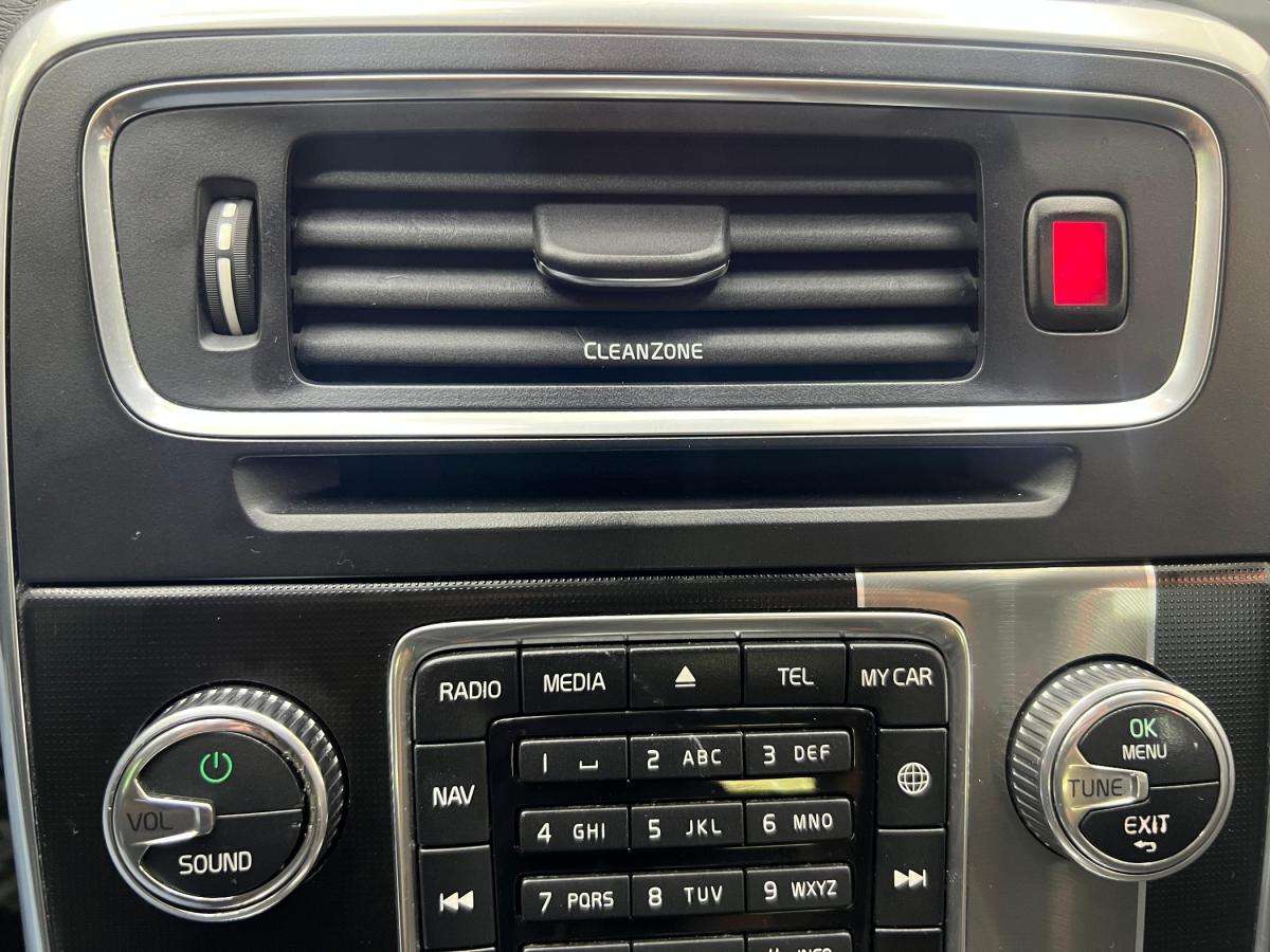 volvo-v60-2018-hibrido-a-diesel-2400cc