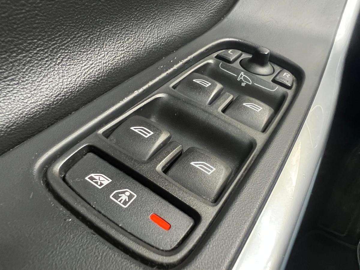 volvo-v60-2018-hibrido-a-diesel-2400cc