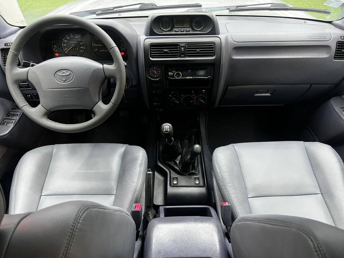 toyota-land-cruiser-1999-diesel-2982cc