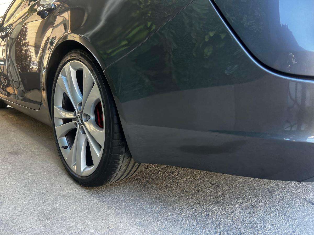 opel-insignia-sports-tourer-2010-diesel-1956cc