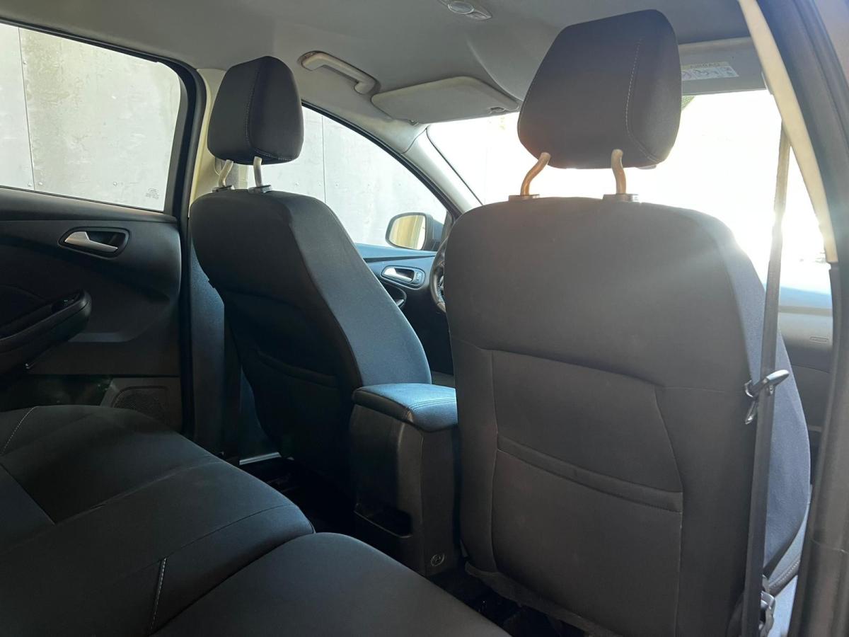 ford-focus-2015-diesel-1560cc