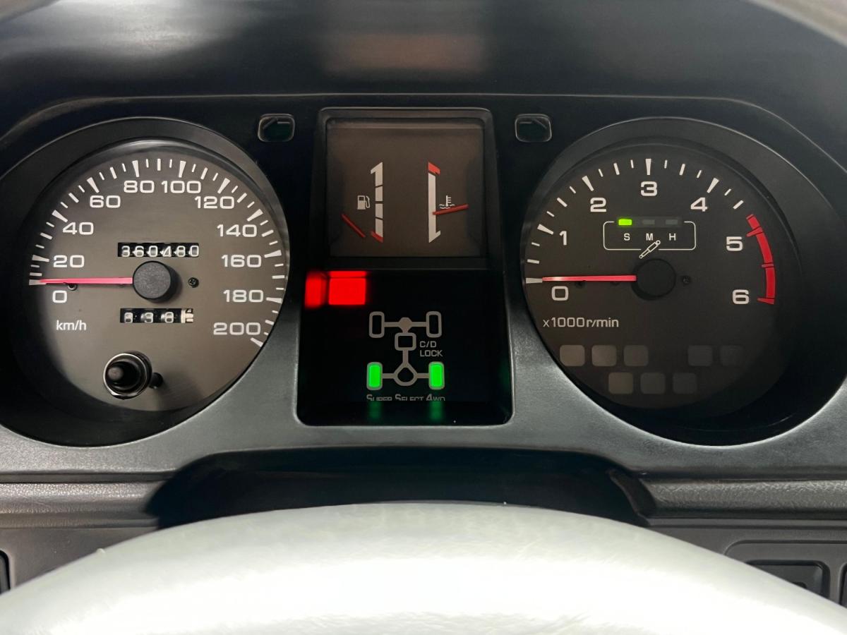 mitsubishi-pajero-2000-diesel-2835cc