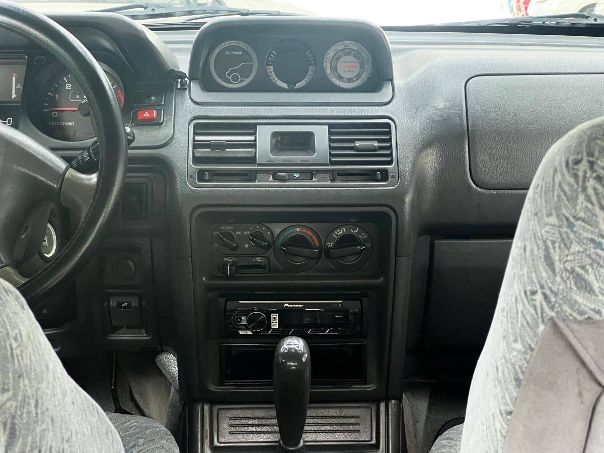 mitsubishi-pajero-2000-diesel-2835cc